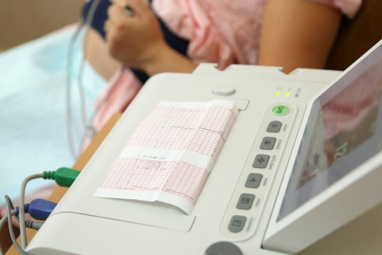 fetal heartrate monitoring device